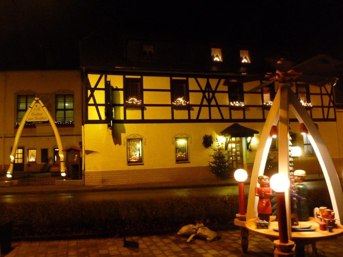 Hotel Gasthof Zum Walfisch Klingenthal Buitenkant foto