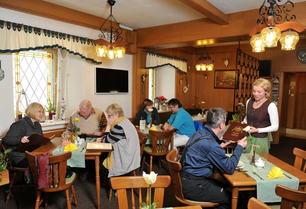 Hotel Gasthof Zum Walfisch Klingenthal Buitenkant foto