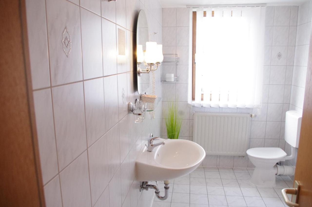 Hotel Gasthof Zum Walfisch Klingenthal Buitenkant foto